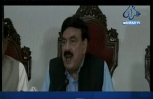 نه مارشل لا لڳندو ۽ نه ئي عمران خان ويندو: شيخ رشيد